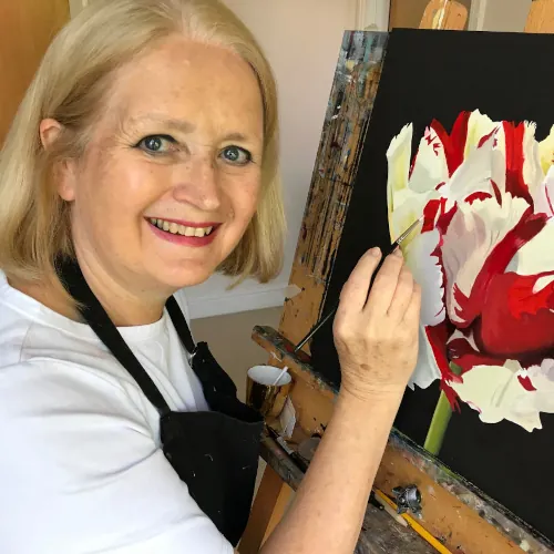 Nicola Currie